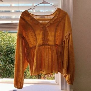 Beautiful boutique mustard yellow top
